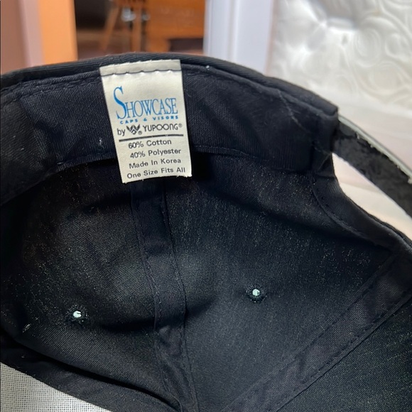 Hooters Racing Black Cap - Picture 2 of 3